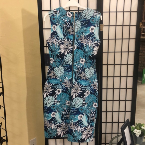 BNWT Tommy Hilfiger Floral Dress - Picture 5 of 6